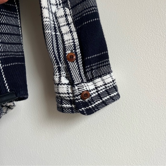 Outerknown Blanket Shirt in Atlantic Blue Bigbury Plaid - Picture 14 of 16